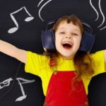 Czy gry muzyczne są alternatywą do nauki gry na instrumencie?